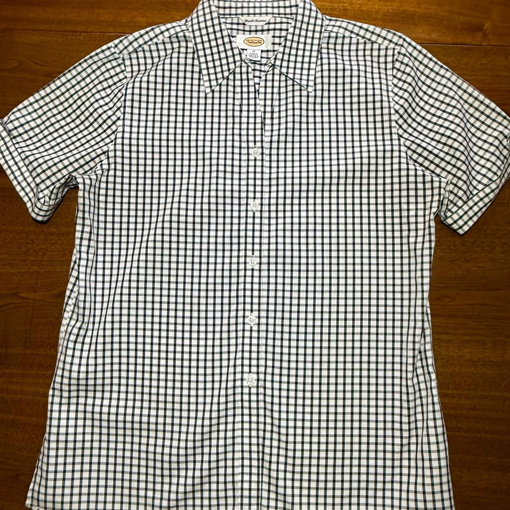 Talbots 10 Wrinkle Resistant Black & White button down business casual shirt